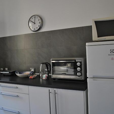 Waterfront Apartment La Spezia Bagian luar foto