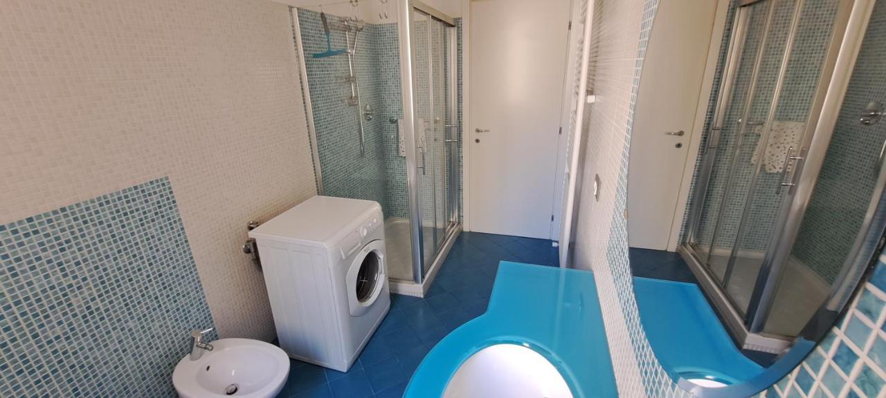 Waterfront Apartment La Spezia Bagian luar foto