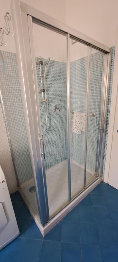 Waterfront Apartment La Spezia Bagian luar foto